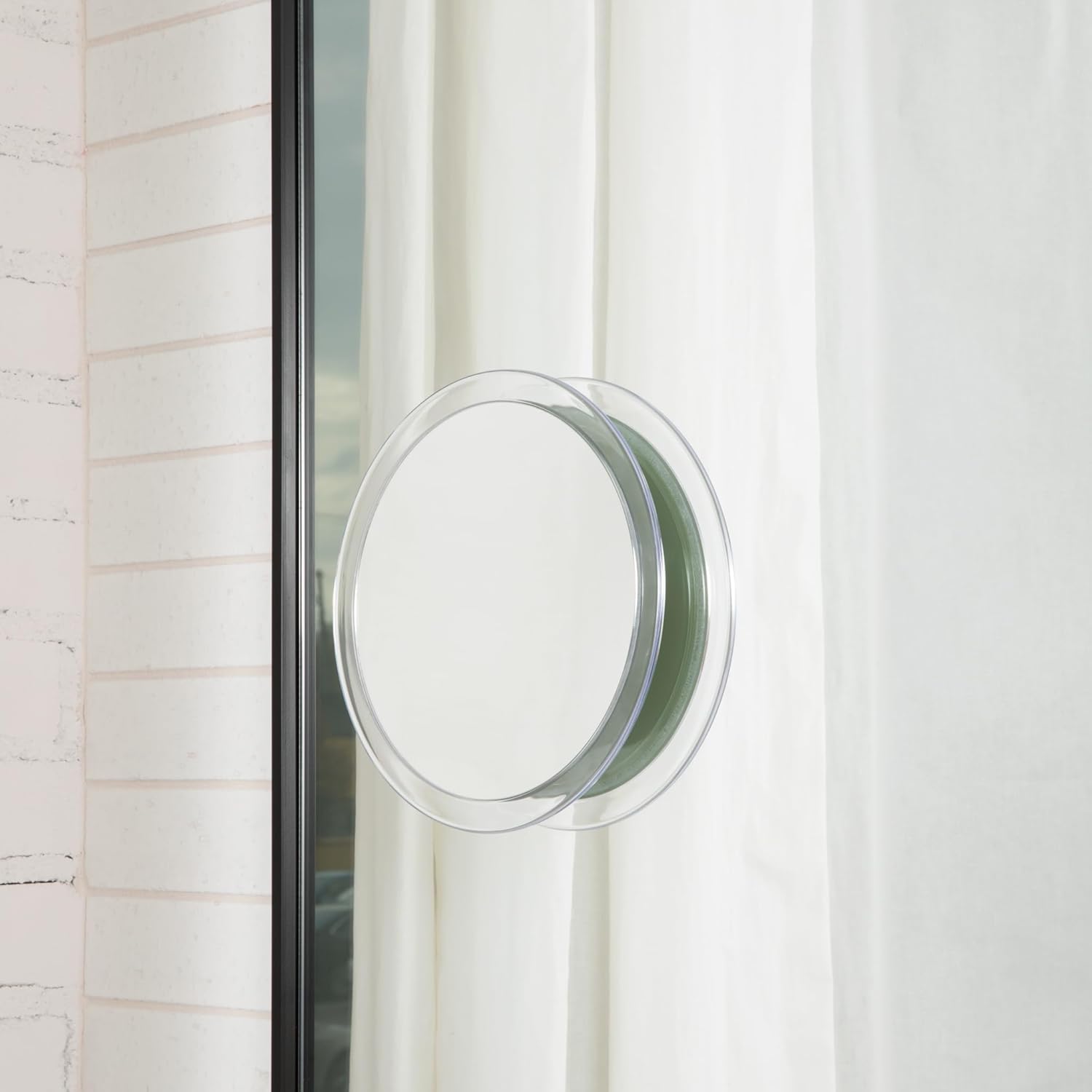 Discover the Best Portable Travel Makeup Mirror