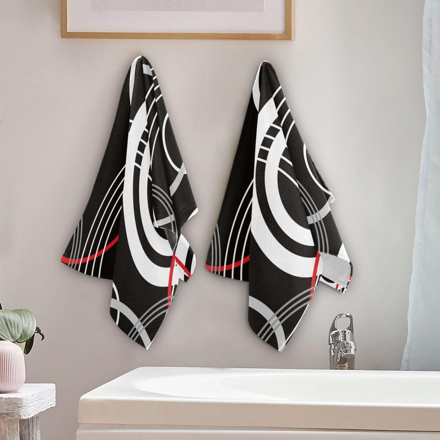 Geometric Retro Hand Towels Set