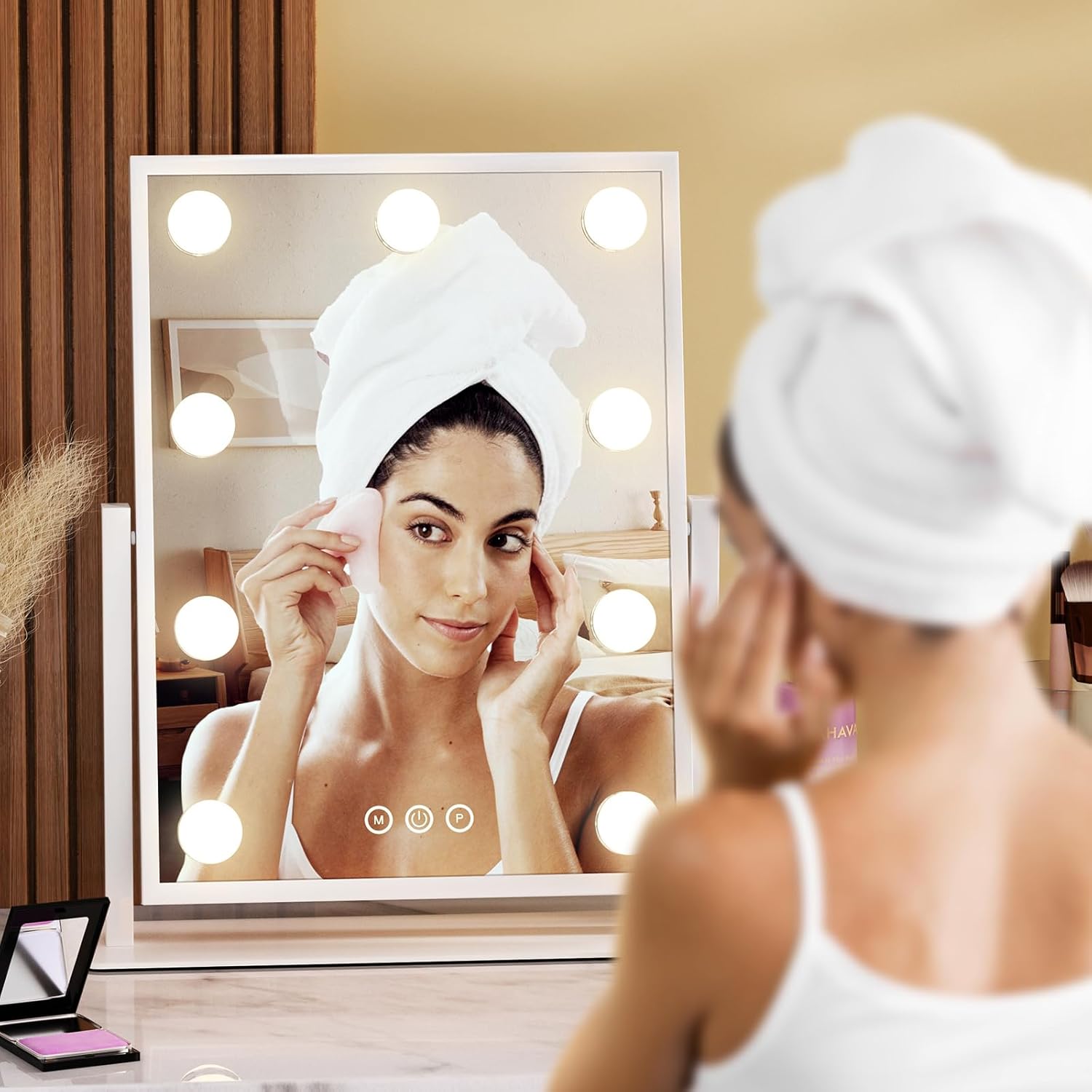 Stylish Lighted Makeup Mirror with 360-Degree Rotation for Women