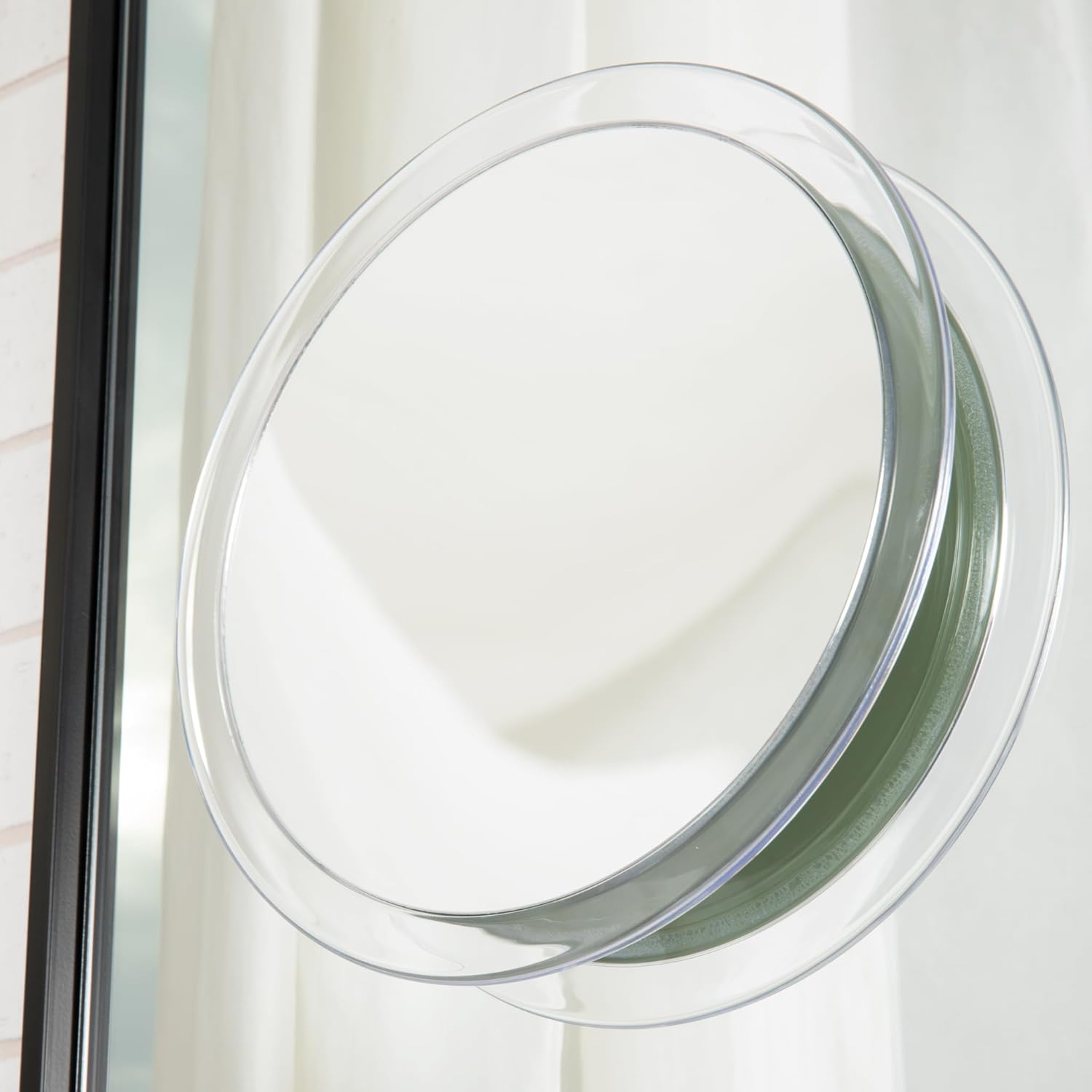 Discover the Best Portable Travel Makeup Mirror
