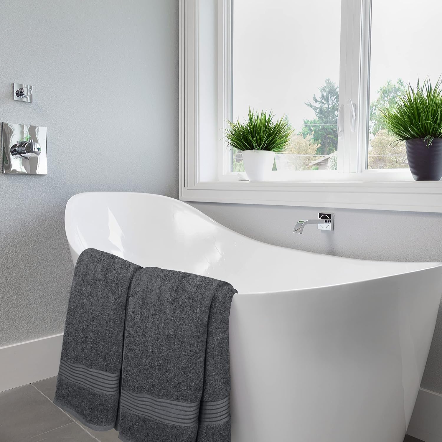 Utopia 4-Pack Bath Towels Set - Soft Dry and Functional
