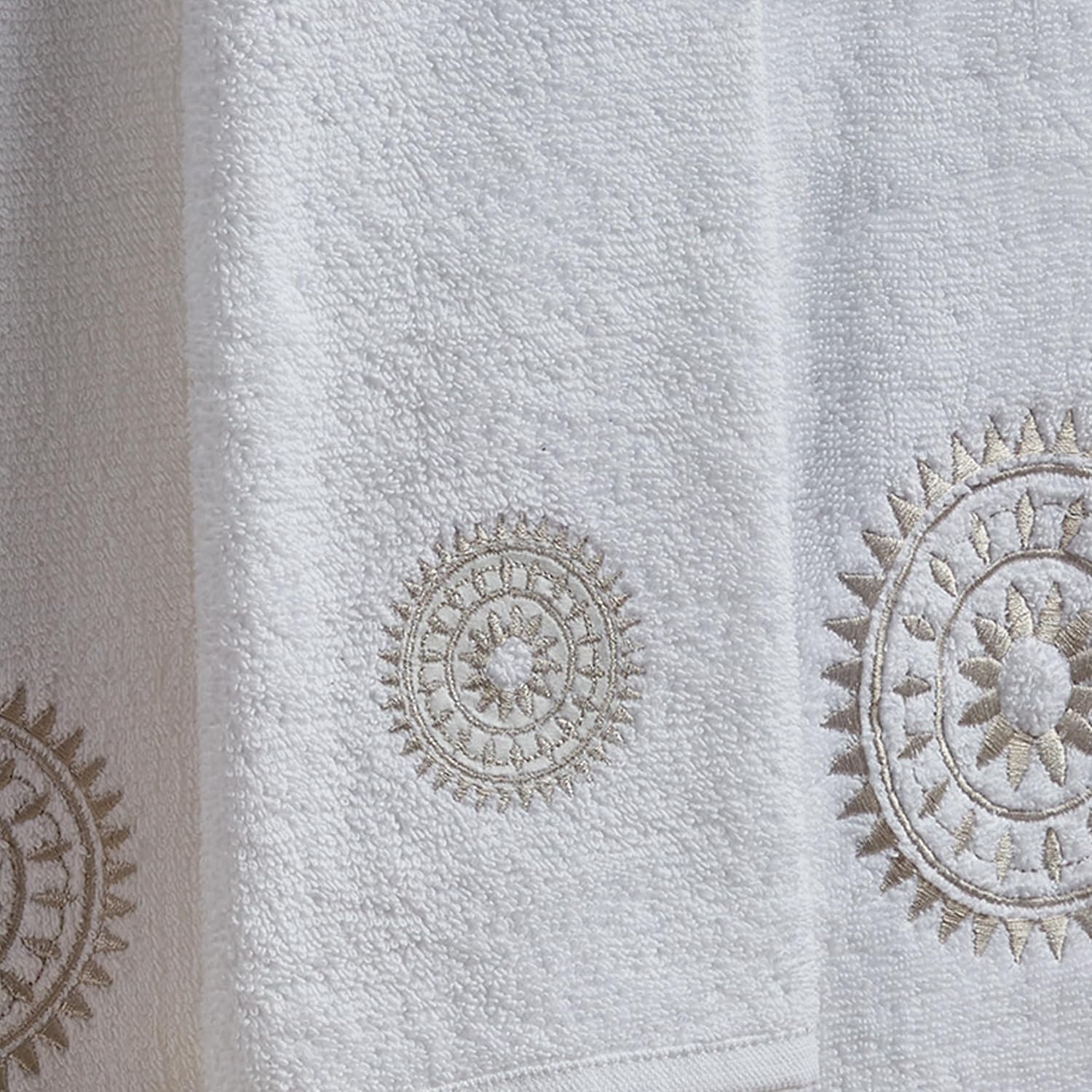 4-Piece Park Designs Split P Fingertip Towel Set