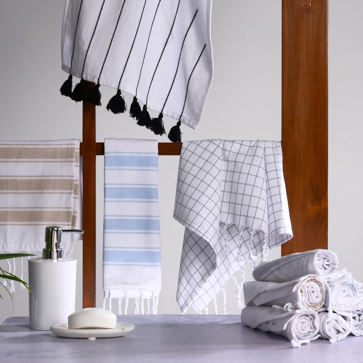 Folkulture Boho Hand Towels with Tassels Set of 2 1
