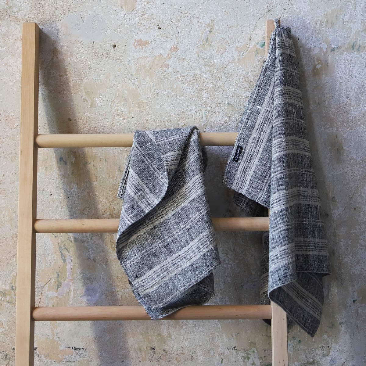 LinenMe 14x17 Guest Towels Soft absorbent BlackNatural Striped